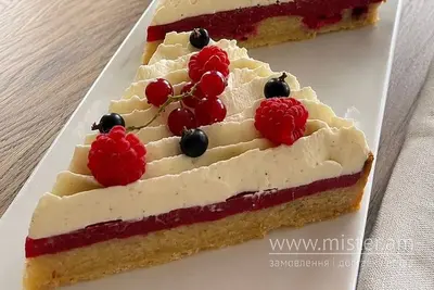 Тарта "Лісові ягоди" Patisserie Cafe undefined фото