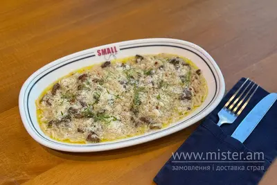 Паста орзо з лисичками і пармезаном Small Cafe undefined фото
