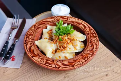 Вареники з копченою куркою та картоплею Варенична Балувана Галя undefined фото