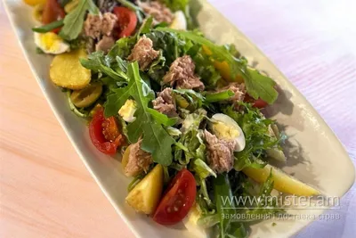 Салат Нісуаз Trattoria undefined фото