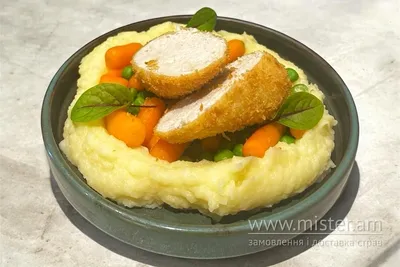 Котлетка куряча з картопляним пюре Trattoria undefined фото