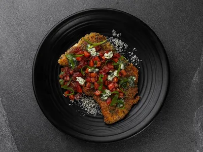 Індичка кацу в пармезановому панко Yoki restaurant undefined фото