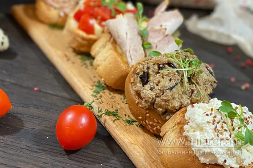 Брускети в асортименті - "Granat" в Шептицькому фото 