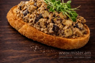Брускета  з баклажаном та горіховою пастою Granat undefined фото