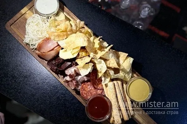 Закуска "До метрового" - "Panorama Pub" в Івано-Франківську фото 