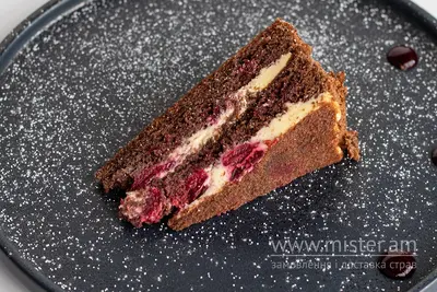 Торт шоколадний з маскарпоне та вишнею Bread & Salt undefined фото