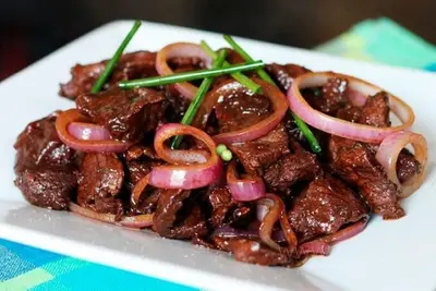 М'ясо з цибулею Пікантіко undefined фото