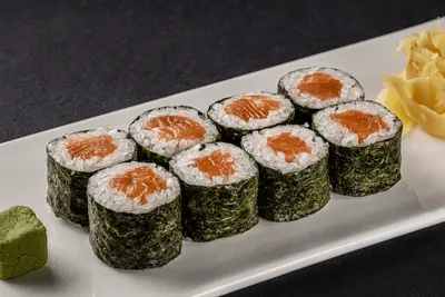 Хосомакі максі з лососем TREBA Pizza & Sushi undefined фото