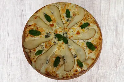 Піца ""Дор Блю з грушею" L Cartel Pizza & Kebab undefined фото