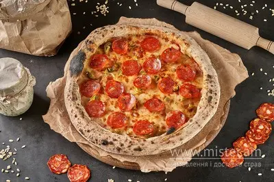 Піца житня "Папероні" 30 см Treba Pizza undefined фото