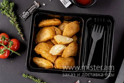 Смажені вареники XL з картоплею та сиром Zenyk Varenyk undefined фото