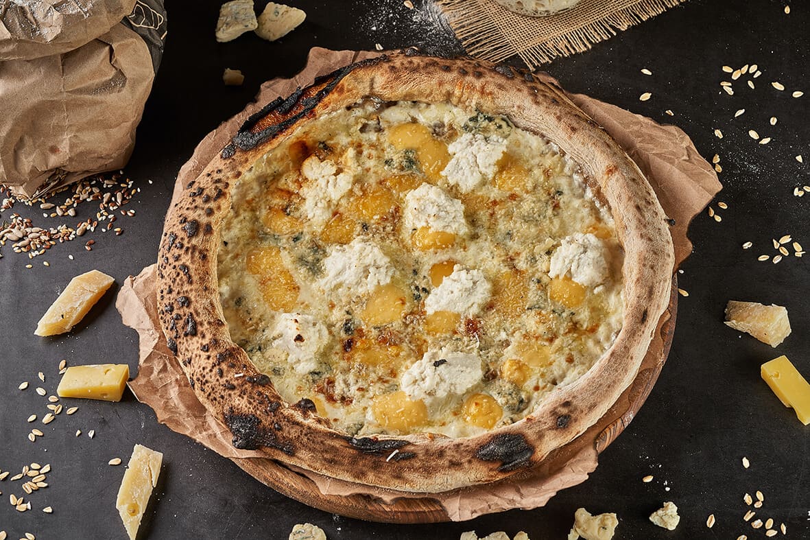 Піца житня "Формаджо" | TREBA PIZZA Ів. Франківськ