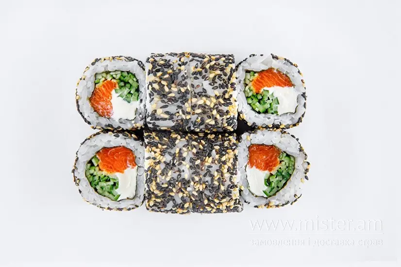 Рол "Філадельфія" в кунжуті з лососем - "Rock it pizza&sushi" в Полтаві фото