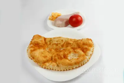 Чебурек з куркою, сиром та помідорами Чебуречна плюс Піца undefined фото