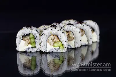 Рол "Філадельфія" з вугрем в кунжуті Sushi-Pizza by La Spezia (вул.Харківська, 5/1) undefined фото