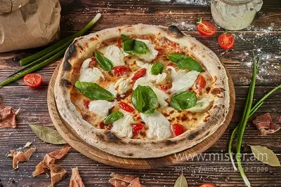 Піца на заквасці "Капрезе" 30 см Treba Pizza undefined фото