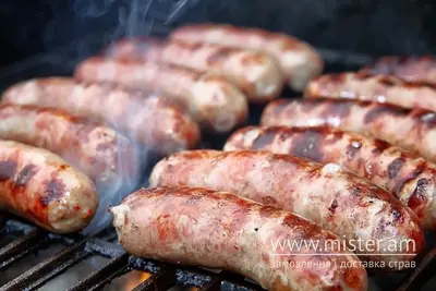 Ковбаски на мангалі Makko BBQ undefined фото