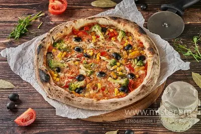 Піца на заквасці "Вегетаріанська" 30 см Treba Pizza undefined фото