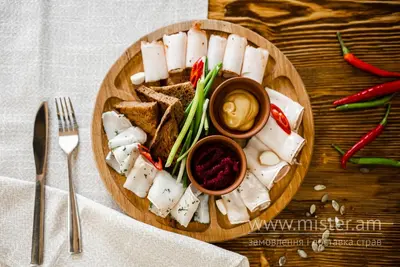 Кумова закуска Буковинські наливанки undefined фото