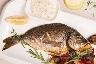 Дорадо запечена з овочами (за 100 г) Наомі undefined фото