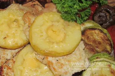 Філе індички з яблуком та сиром Амстердам undefined фото