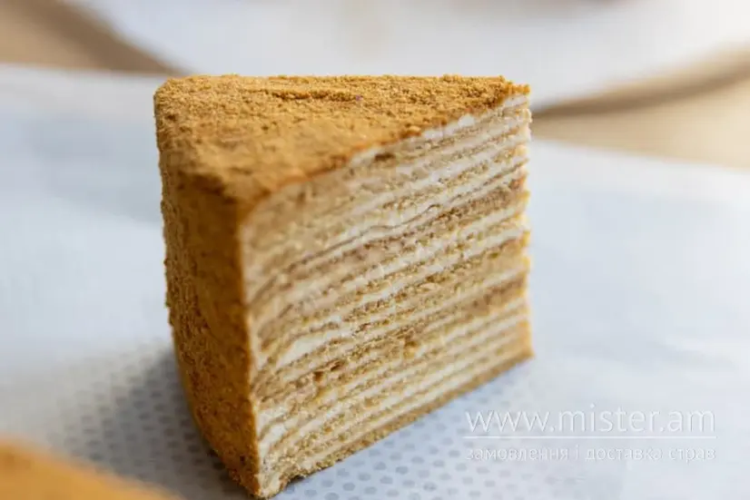 Honey cake - "UNO" в Луцьку фото
