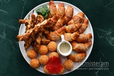 Сет "Куряче філе з міні-круасанами та сирними кульками" Cleo Rest undefined фото