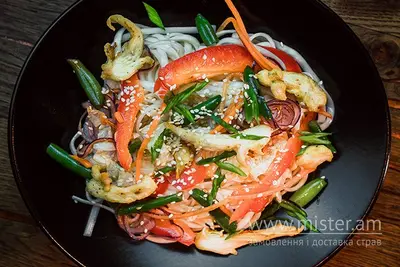 Локшина WOK з курчам в кисло-солодкому соусі Sushi-Pizza by La Spezia (вул.Харківська, 5/1) undefined фото
