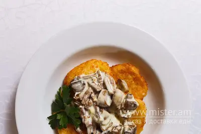 Деруни з язиком та грибами Явір undefined фото