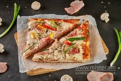 Сита піца "Грибна з беконом" Treba Pizza undefined фото