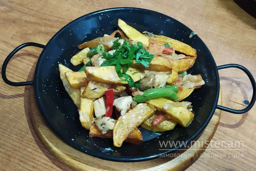 Пательня з курячим м`ясом - "Grills" в Хмельницькому фото