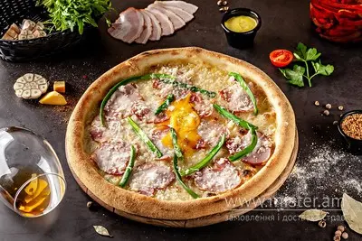 Піца "Карбонара" 32 см Treba Pizza undefined фото