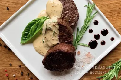 Медальйони під соусом Дор Блю Криниця на Соборності undefined фото