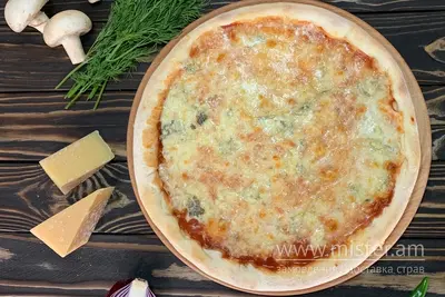Піца "4 сира" 32 см Street Pizza undefined фото
