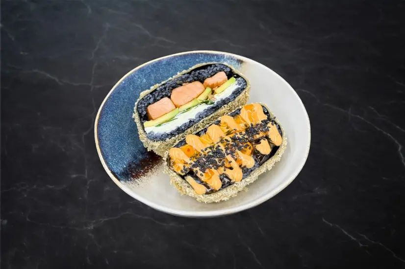 бургер смажений лосось - "Panda Rolls" в с.Щасливому фото