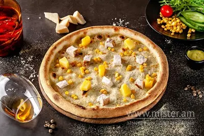 Піца "Гавайська" 32 см - "Treba Pizza" в Івано-Франківську фото 